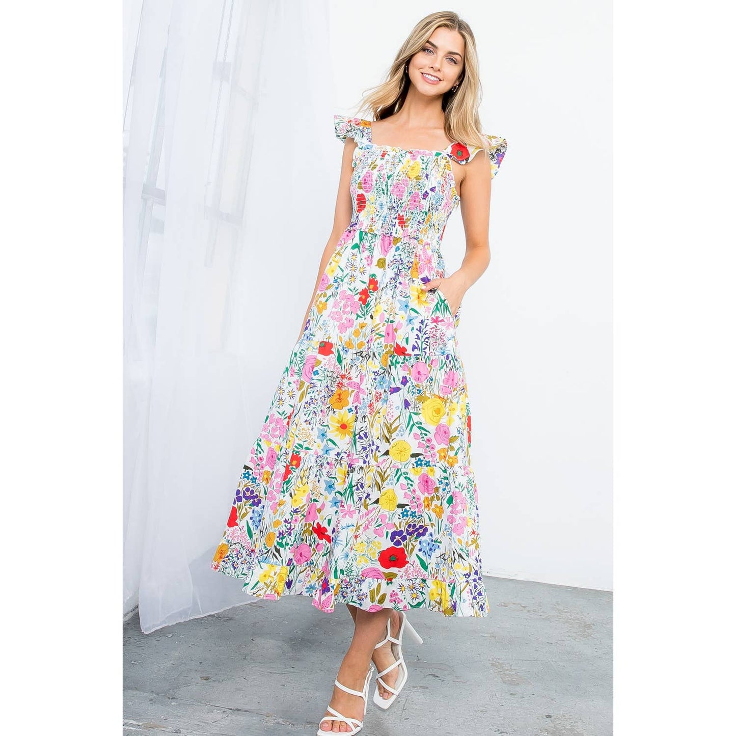 Aella Floral Midi Dress