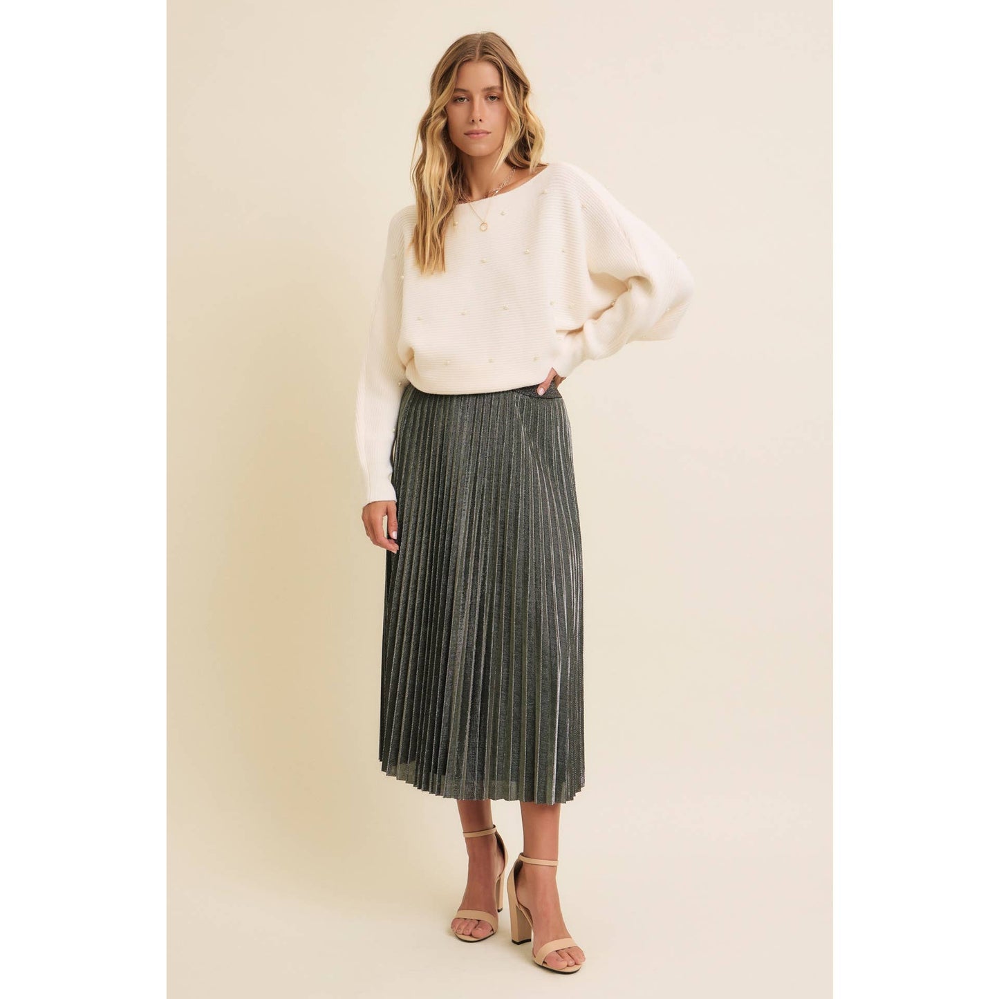 Shimmering Pleated Skirt in Charcoal