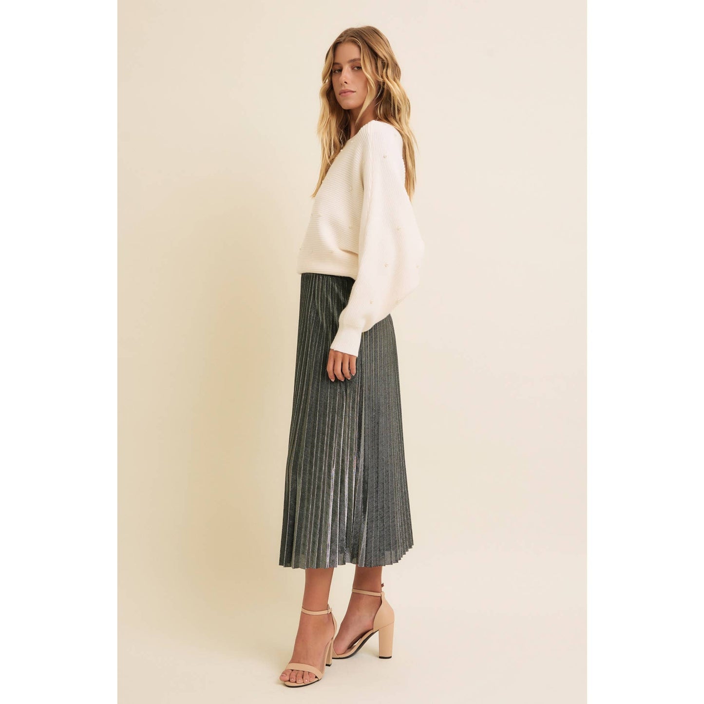 Shimmering Pleated Skirt in Charcoal