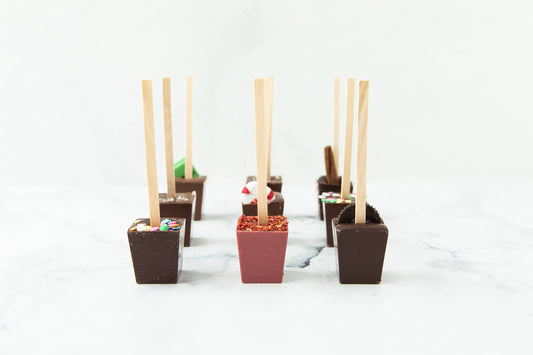 Hot Chocolate on a Stick- Cookies and Cream