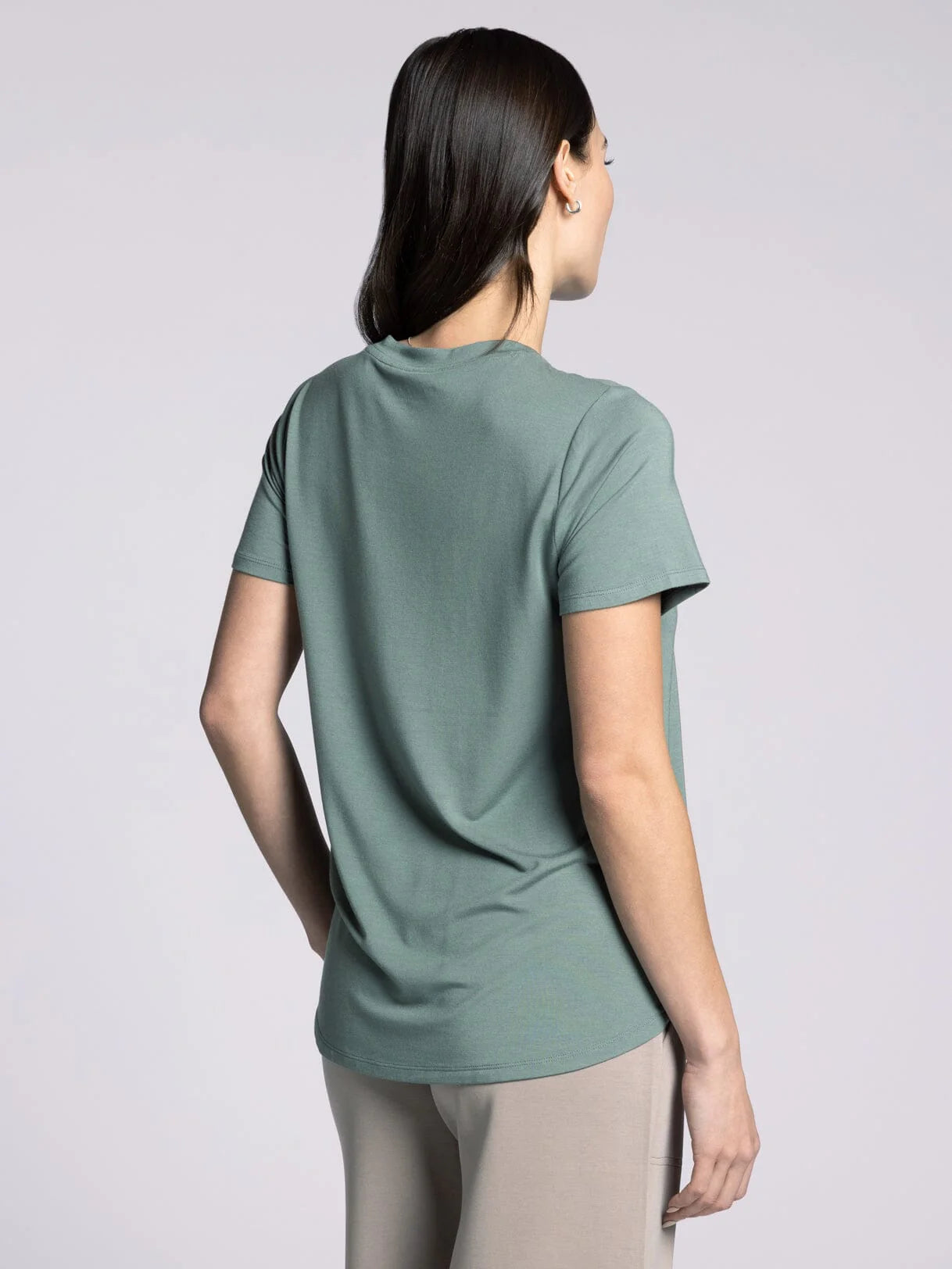 Nikkie Tee in Desert Green